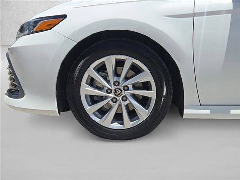 Used 2023 Toyota Camry LE FWD image 22