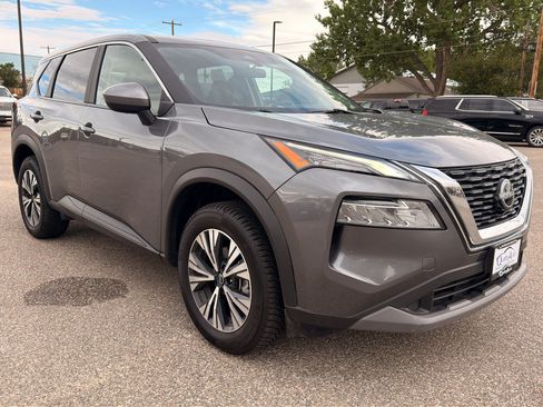 Used 2023 Nissan Rogue SV AWD/4WD image 5
