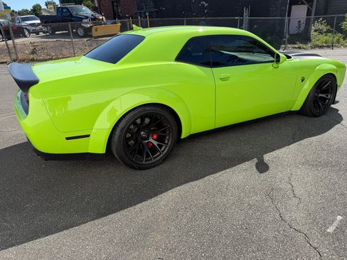 Used 2019 Dodge Challenger SRT Hellcat RWD image 14