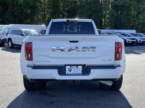 New 2026 RAM 3500 Limited AWD/4WD image 7
