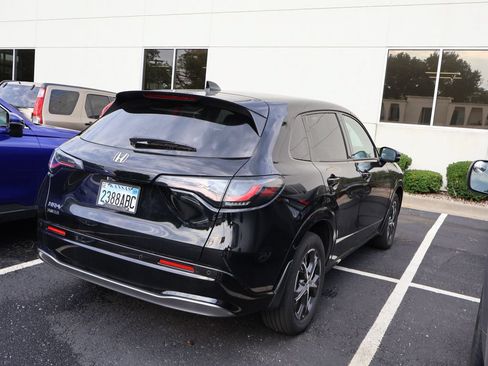 Certified 2024 Honda HR-V EX-L image 4