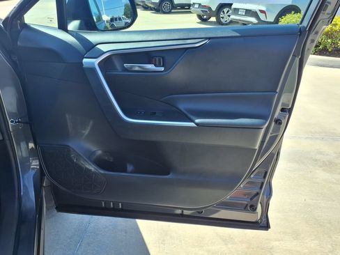 Used 2024 Toyota RAV4 XLE FWD image 22
