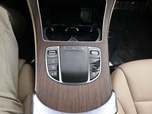 Used 2022 Mercedes-Benz GLC 300 GLC 300 image 24