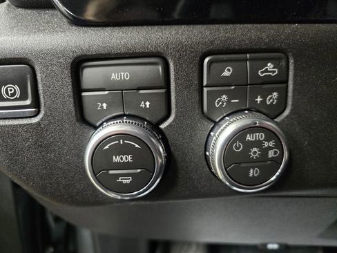 New 2026 GMC Sierra 1500 Elevation w/ Elevation Premium Package AWD/4WD image 19