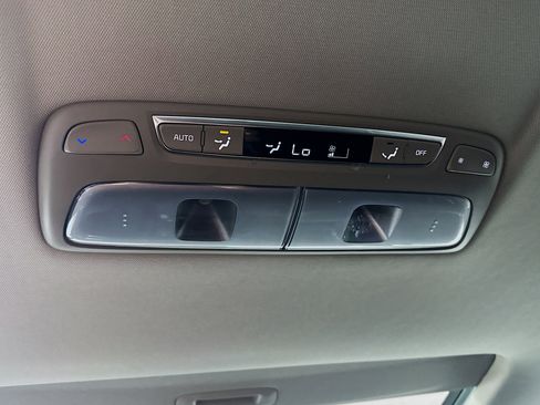 Used 2025 Kia Telluride S image 28