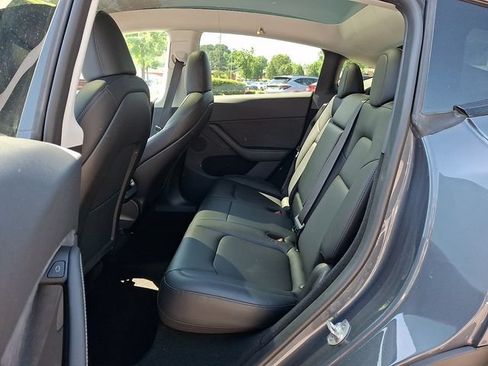 Used 2023 Tesla Model Y Long Range AWD/4WD image 12