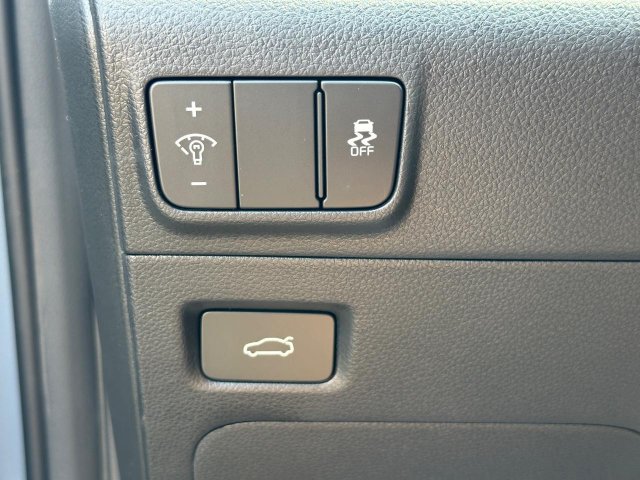 New 2026 Kia K5 GT-Line w/ GT-Line Premium Package FWD image 17