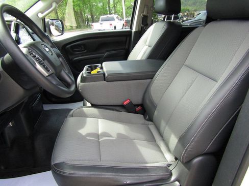 Used 2021 Nissan Titan S w/ S Utility Package AWD/4WD image 10