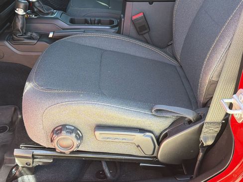 Used 2024 Jeep Wrangler Sport S image 14