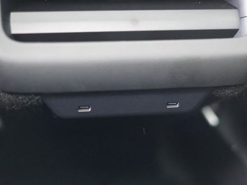 Used 2026 Tesla Model Y 2WD image 27