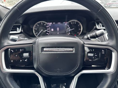Used 2022 Land Rover Range Rover Velar R-Dynamic S image 27