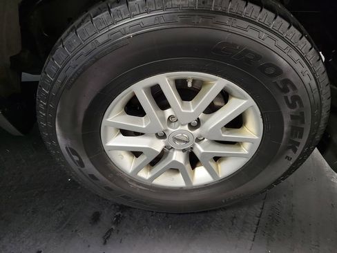 Used 2015 Nissan Xterra S AWD/4WD image 12