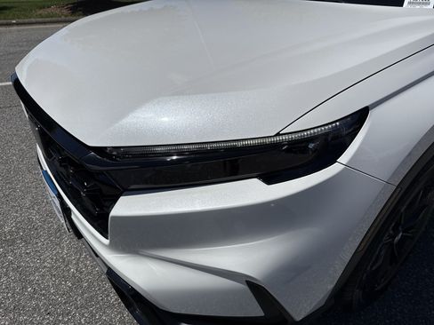 Certified 2025 Honda CR-V Sport image 6