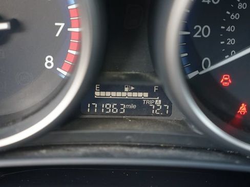 Used 2013 MAZDA MAZDA3 i Sport FWD image 25