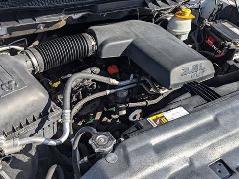 Used 2014 RAM 1500 Classic SLT image 28