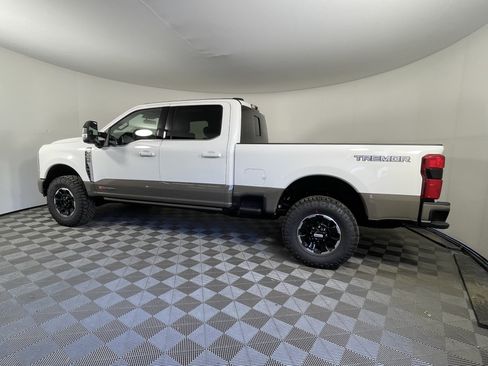 New 2026 Ford F250 King Ranch w/ Tremor Off-Road Package AWD/4WD image 2