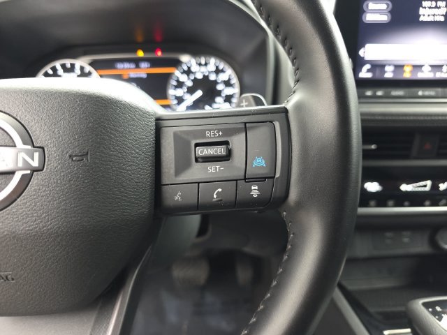 Used 2025 Nissan Rogue SV FWD image 18