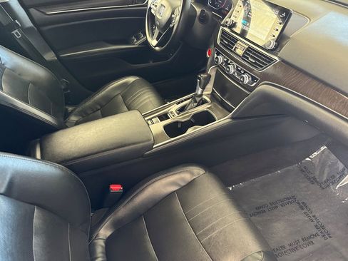 Used 2018 Honda Accord EX-L image 14