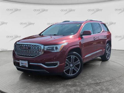 Used 2019 GMC Acadia Denali w/ Technology Package AWD/4WD image 3