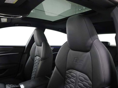 Used 2023 Audi RS 7 Sportback w/ RS 7 Executive Package image 18