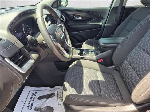 Used 2022 GMC Terrain SLE w/ Driver Convenience Package AWD/4WD image 11