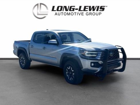 Used 2023 Toyota Tacoma TRD Off-Road w/ TRD Premium Off Road Package image 7