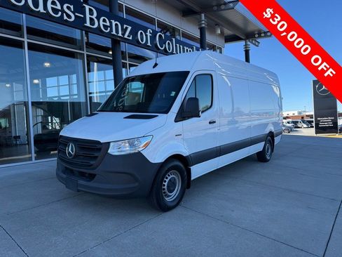 New 2024 Mercedes-Benz eSprinter 170 Cargo image 1