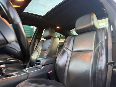 Used 2020 Dodge Charger SXT w/ Leather Interior Group image 9