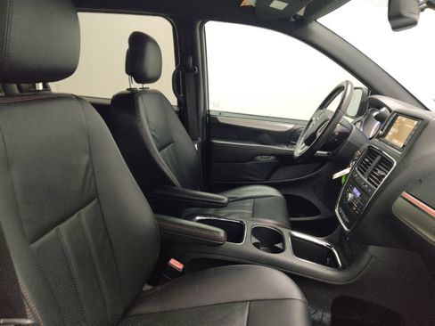 Used 2013 Dodge Grand Caravan R/T w/ Safety Sphere Group image 21