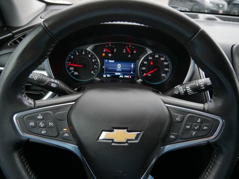 Used 2020 Chevrolet Equinox LT image 25