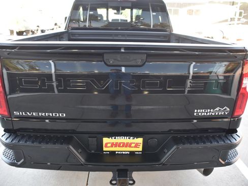 Used 2021 Chevrolet Silverado 3500 High Country AWD/4WD image 7