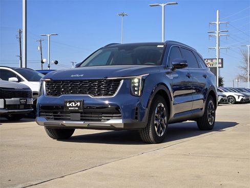 New 2026 Kia Sorento S image 4