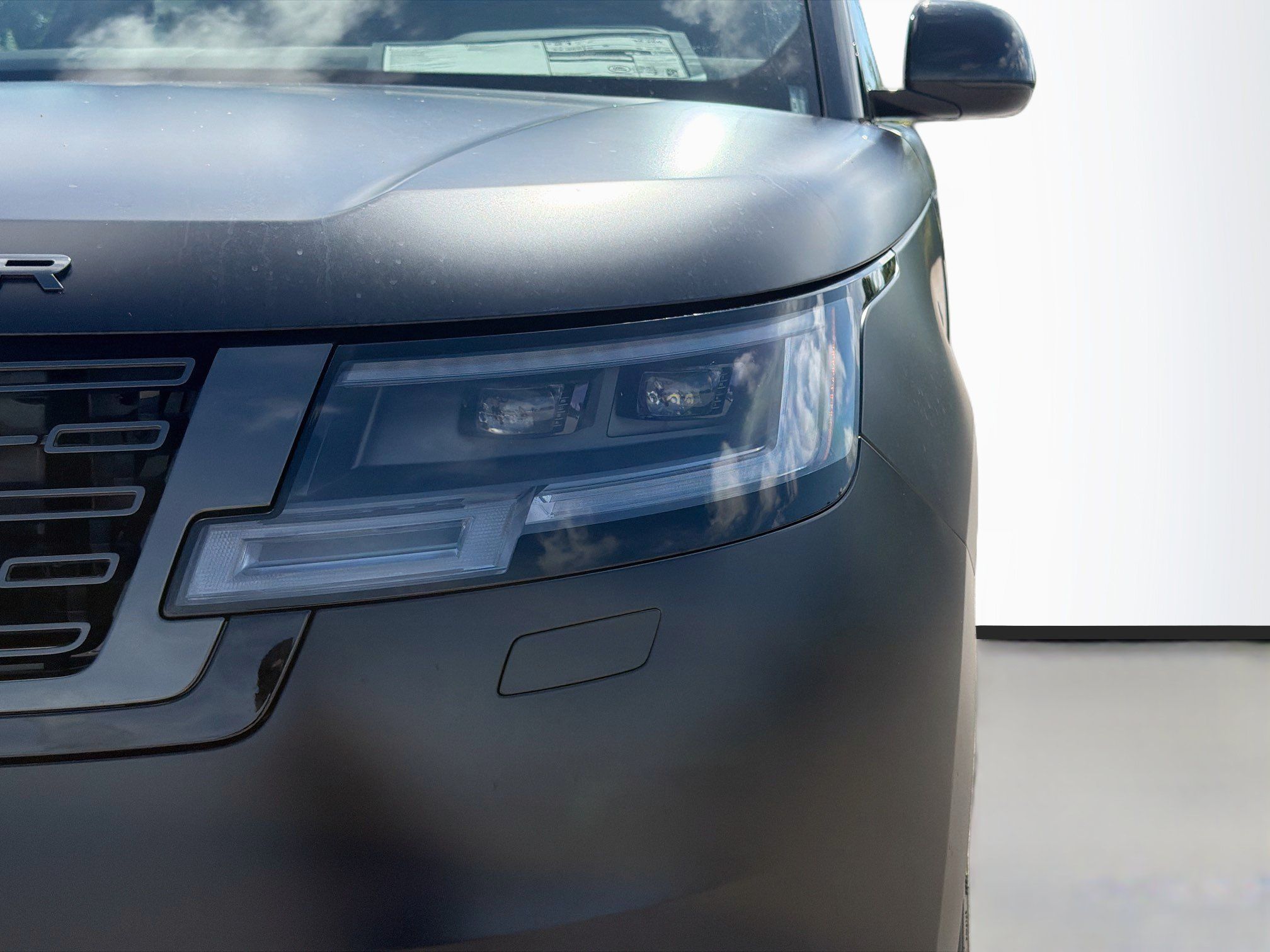 New 2026 Land Rover Range Rover SE AWD/4WD image 9