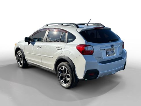 Used 2013 Subaru Crosstrek 2.0i Limited w/ Popular Pkg 2 image 3