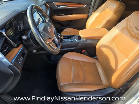 Used 2020 Cadillac XT5 Premium Luxury w/ LPO, Floor Liner Package image 10