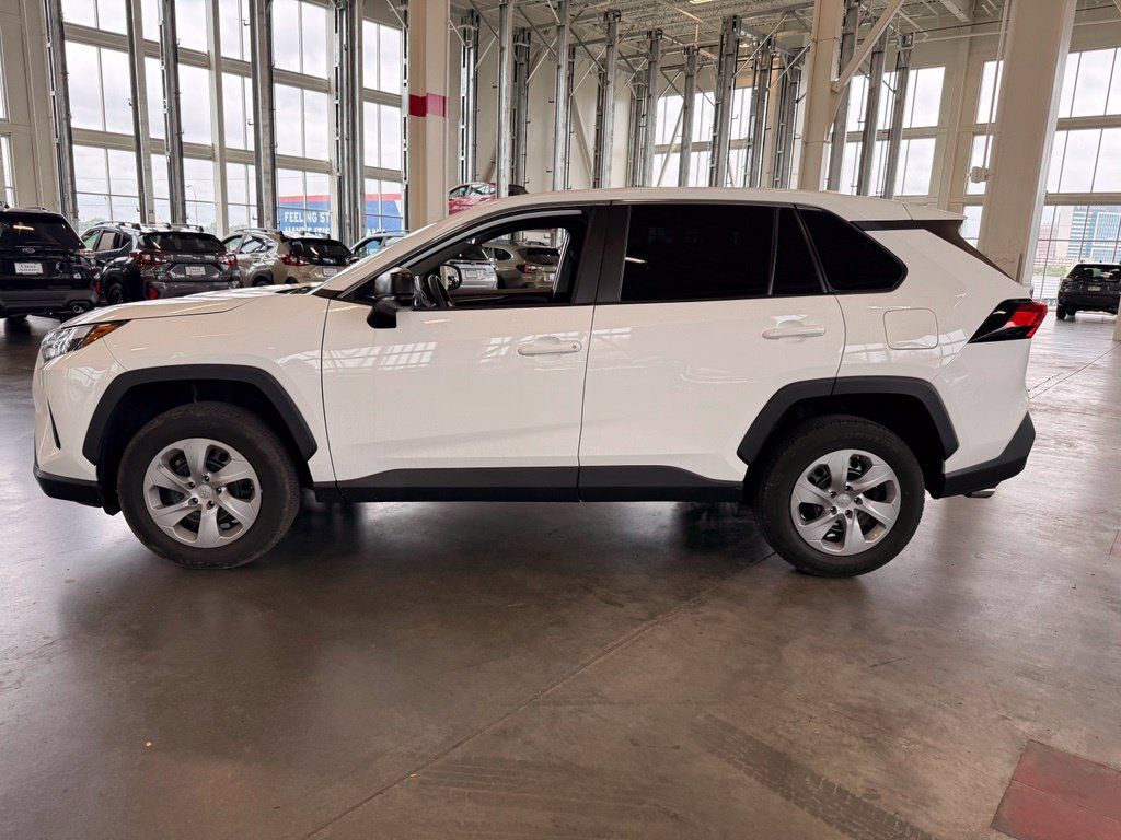 Used 2023 Toyota RAV4 LE FWD image 6