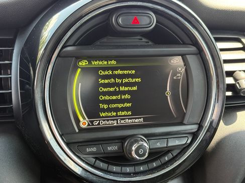 Used 2016 MINI Cooper 4-Door Hardtop FWD image 21