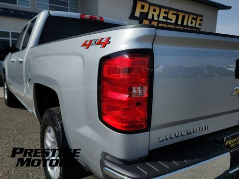 Used 2018 Chevrolet Silverado 1500 LT w/ Trailering Package AWD/4WD image 11