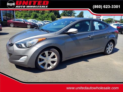Used 2013 Hyundai Elantra Limited FWD image 1