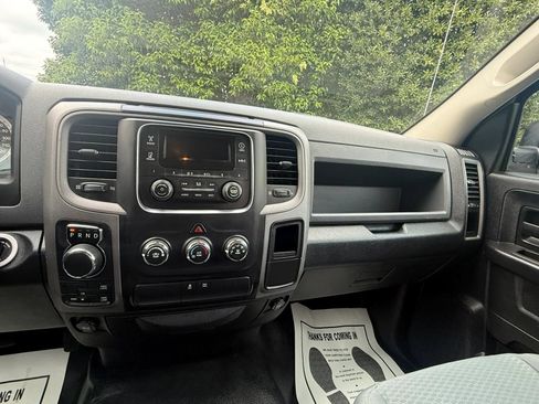 Used 2015 RAM 1500 ST AWD/4WD image 11