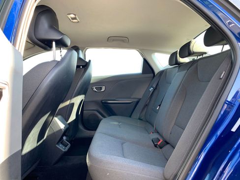 Used 2025 Kia K4 LXS image 24