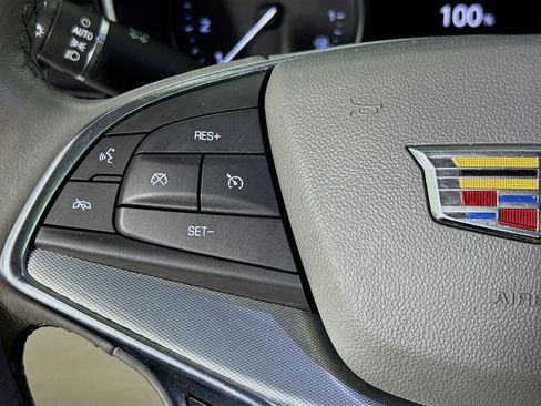 Used 2021 Cadillac XT5 Premium Luxury image 13