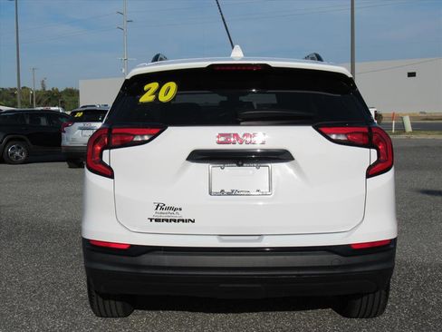 Used 2020 GMC Terrain SLE w/ Driver Convenience Package image 5