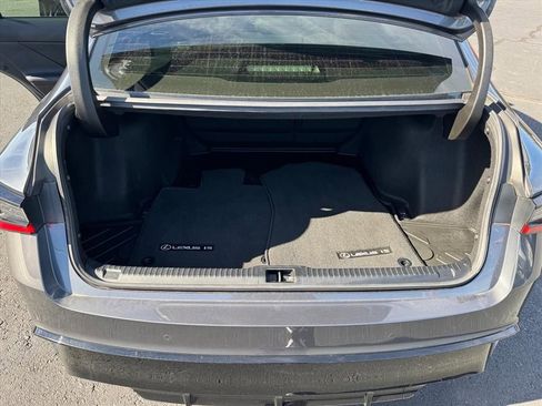 Used 2022 Lexus IS 350 F Sport image 10