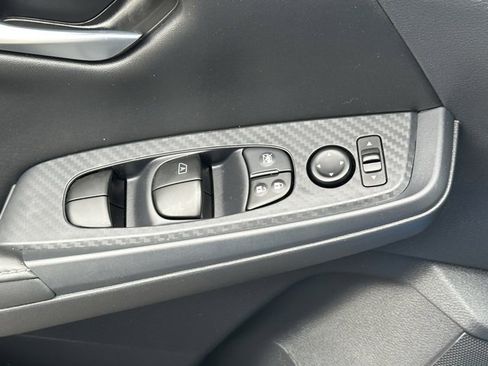 Certified 2025 Nissan Sentra SV image 22