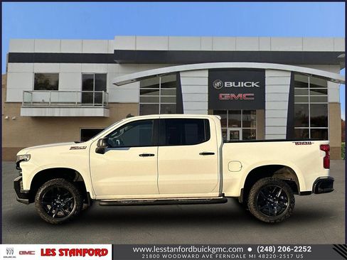 Certified 2022 Chevrolet Silverado 1500 LT Trail Boss w/ Safety Package image 2