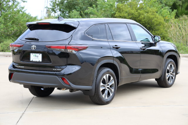New 2026 Toyota Highlander XLE AWD/4WD image 7