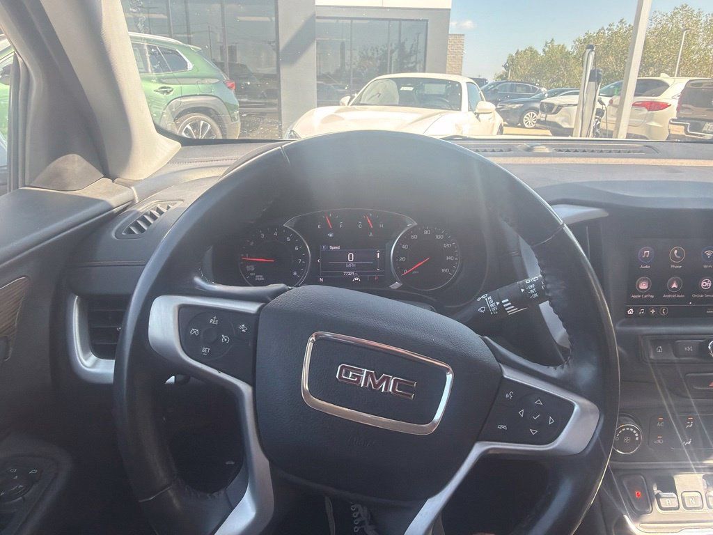Used 2020 GMC Terrain SLE FWD image 3