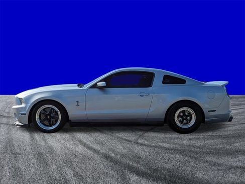 Used 2012 Ford Mustang Shelby GT500 w/ SVT Performance Pkg RWD image 7
