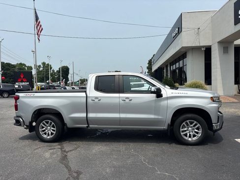 Used 2020 Chevrolet Silverado 1500 LT w/ All-Star Edition AWD/4WD image 3